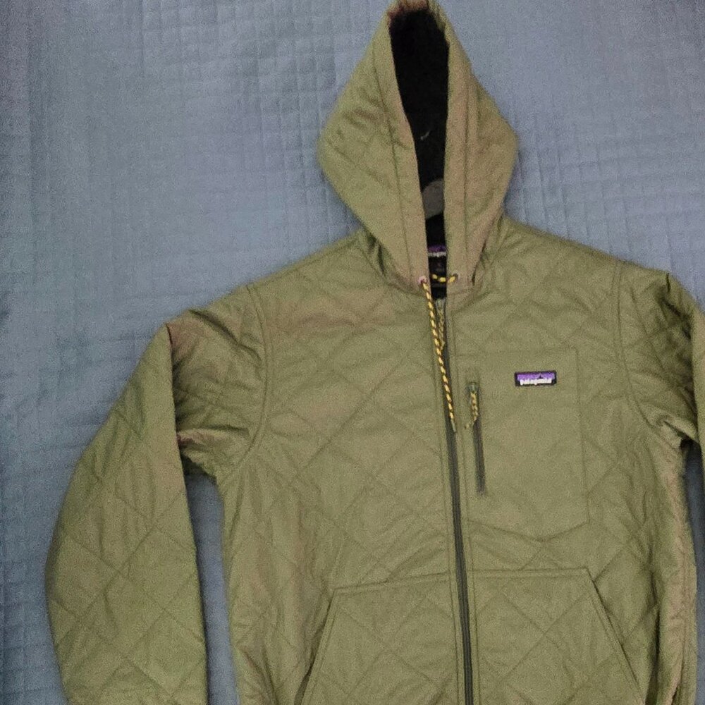 Patagonia Diamond Quilted Bomber Hoody Mens.